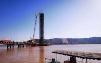黄河河道建蹦极？拆！